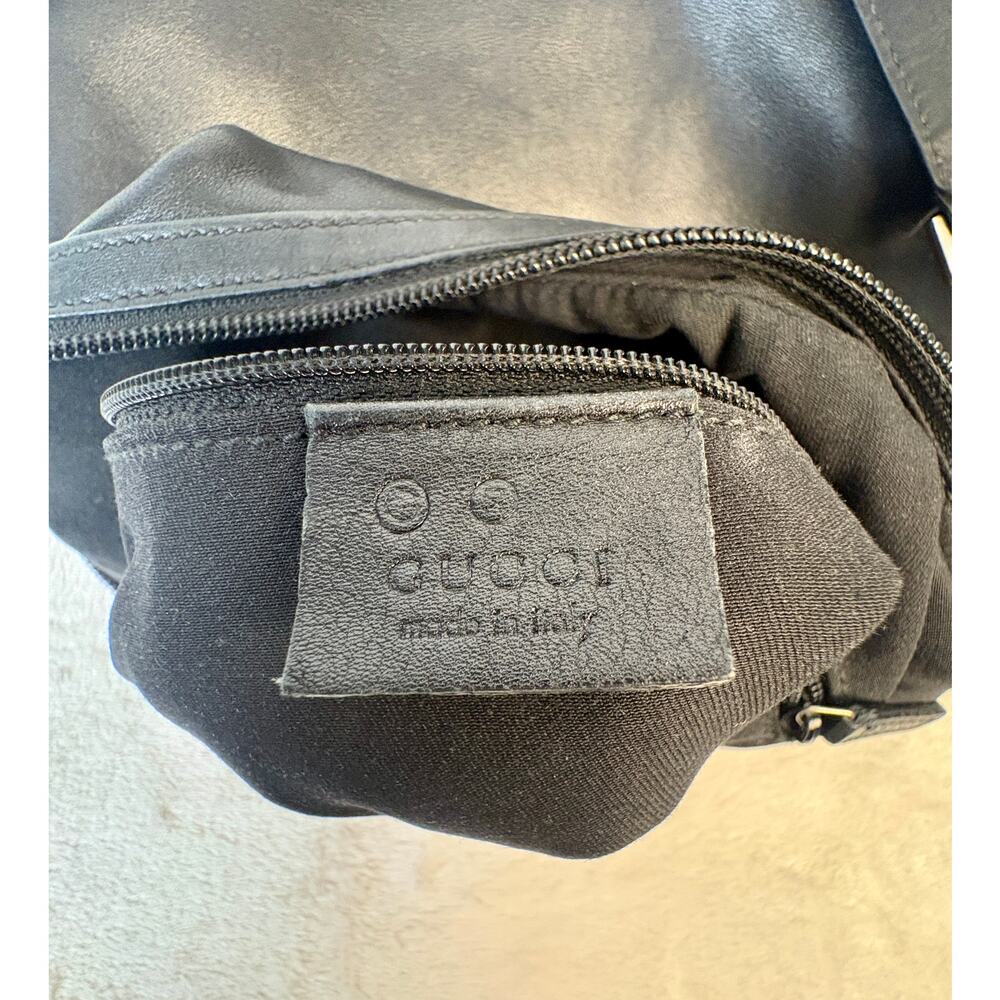 Gucci Vintage Leather Shoulder Bag, Tom Ford Era - Picture 13 of 16
